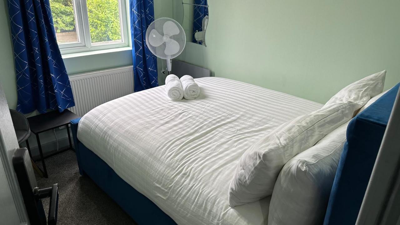 Homestay In Walsall Exterior photo