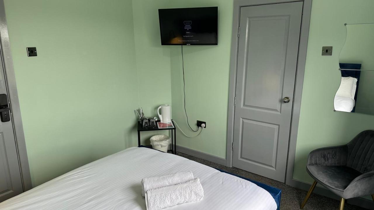 Homestay In Walsall Exterior photo